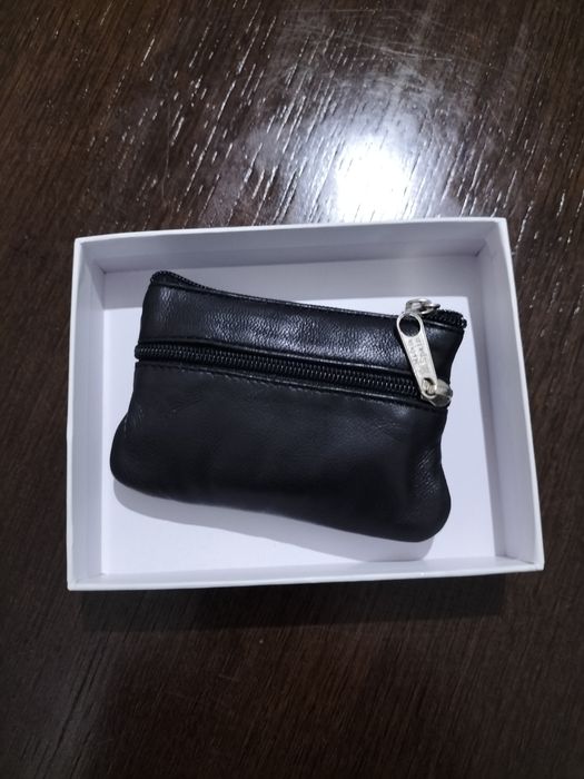 Porta moedas e notas em pele preta