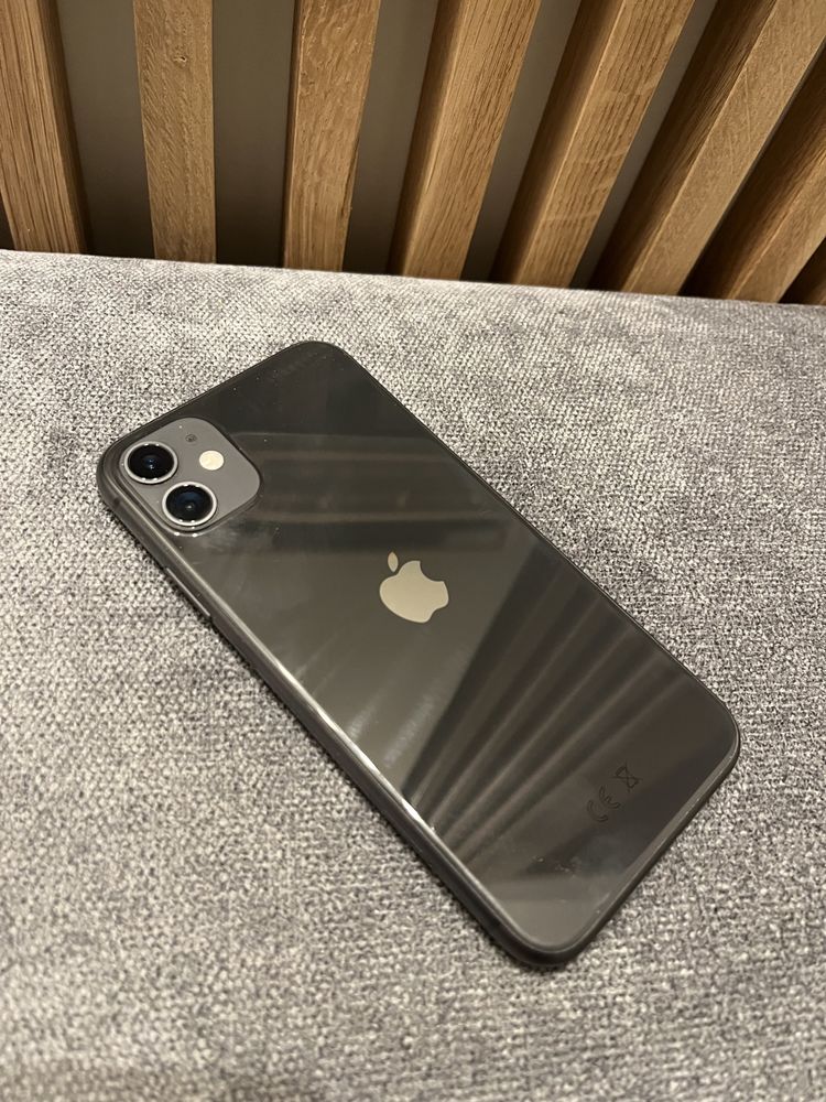 Iphone 11, stan idealny