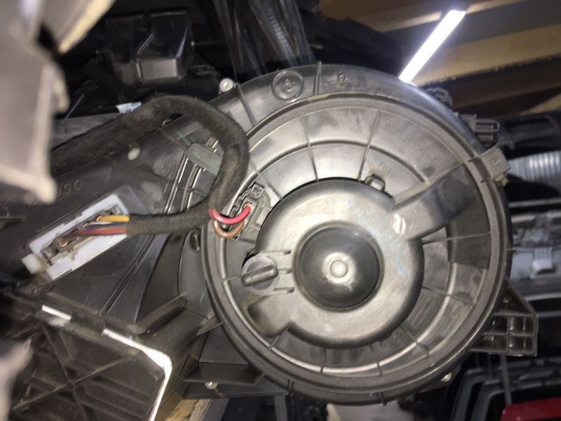 Вентилятор моторчик радиатор резистор печки Volkswagen B5 B6 Golf Audi