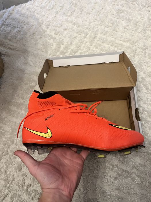 Korki pilkarskie Nike r. 42