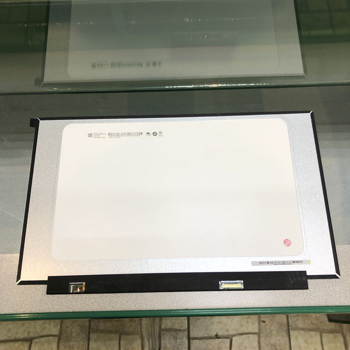 Нова матриця 15,6 slim FullHd 30pin без вушок