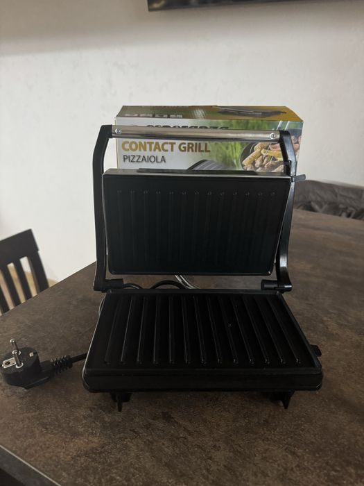 Бутербродниця( вафельниця)