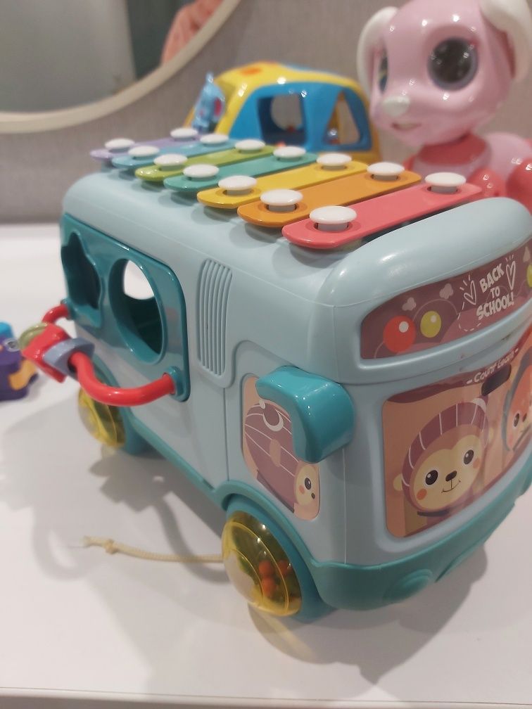 Іграшки для малечі, fisher price,hola toys