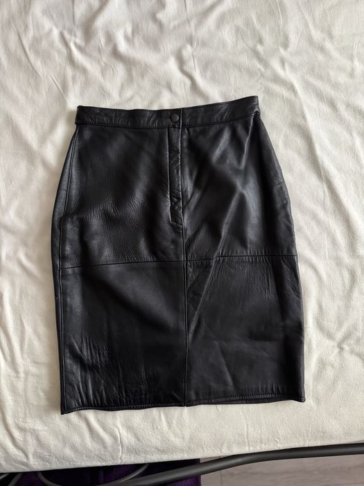 Спідниця з натуральної шкіри