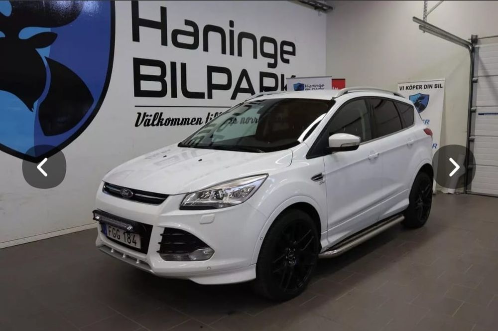 Ford Kuga Titanium Plus Premium 4x4 PERFEKCYJNA BEZWYPADKOWA