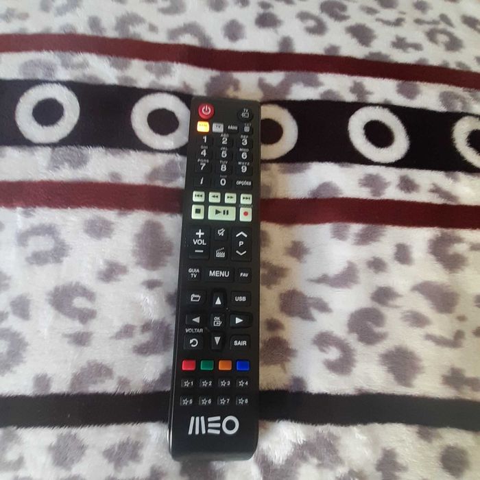 Comando Meo satélite