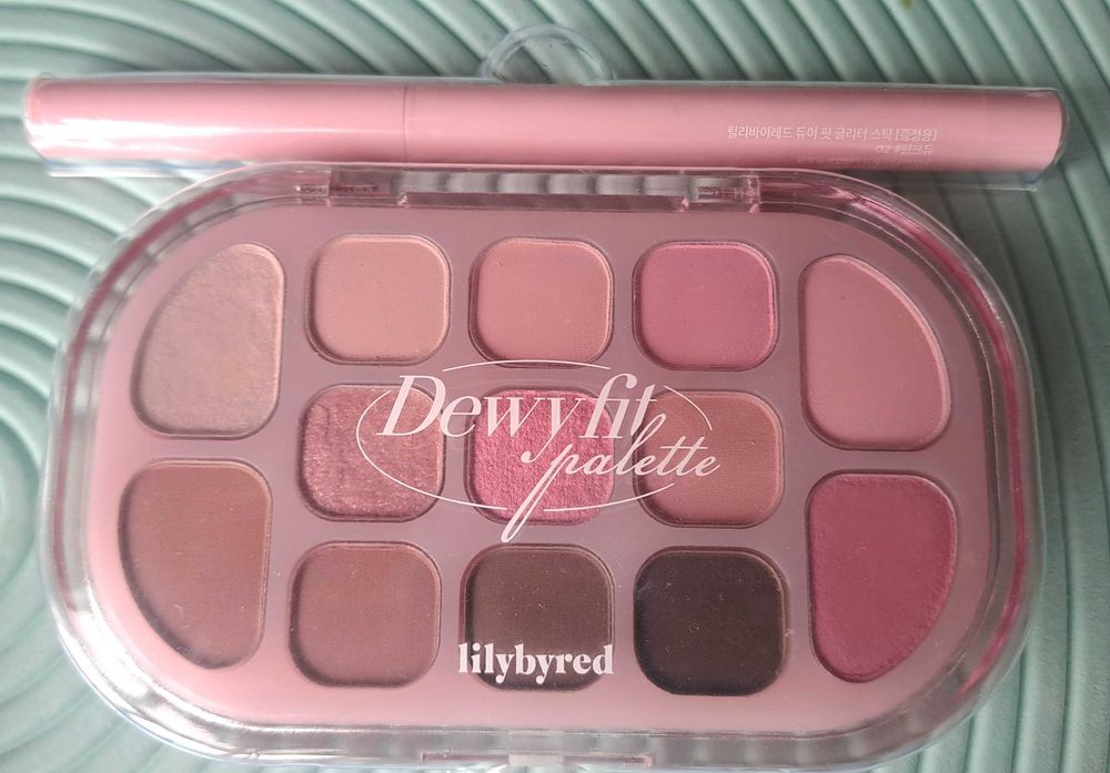 Lilybyred Dewy fit palette gift set  Pink milk tea