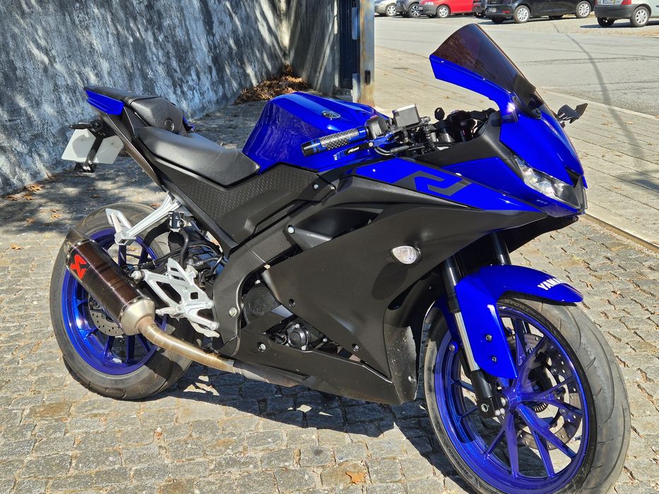 Yamaha yzf r como nova