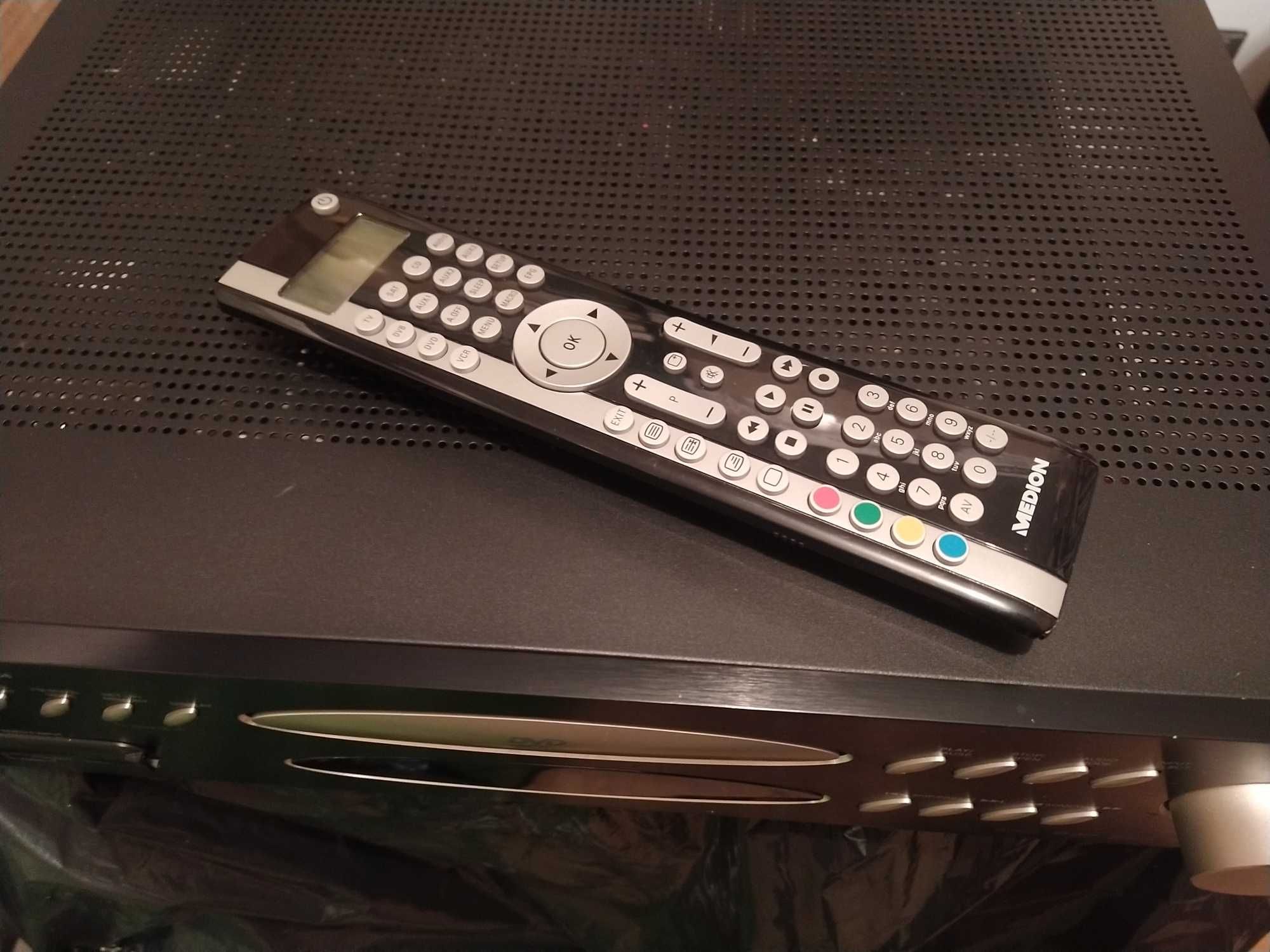 NAD L54 amplituner z CD i DVD