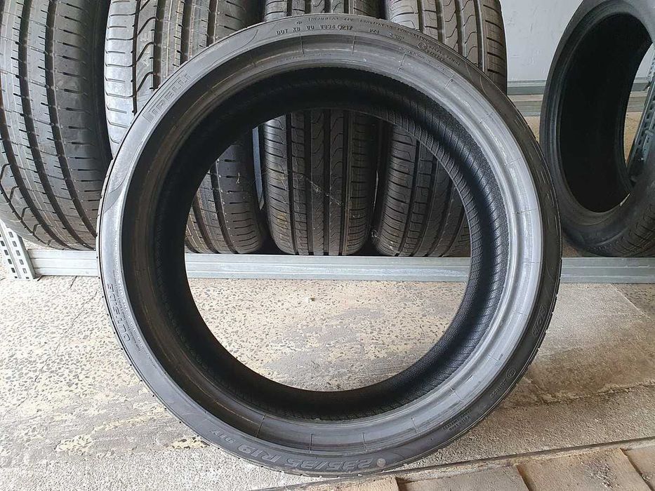1x Opona letnia 235/35/19 PIRELLI PZero PZ4 - 91Y RO2 6.5mm