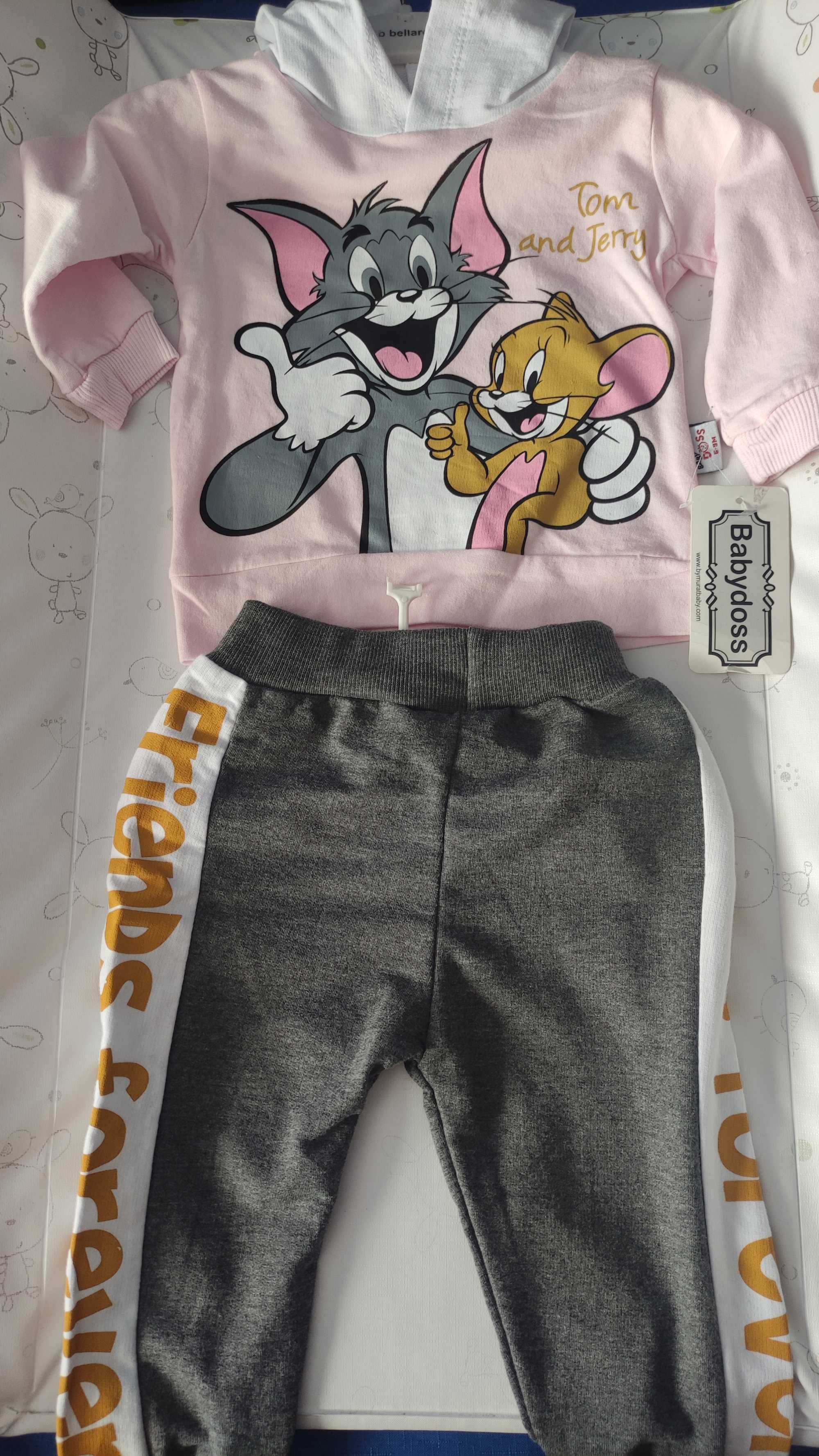 Dres Tom and Jerry