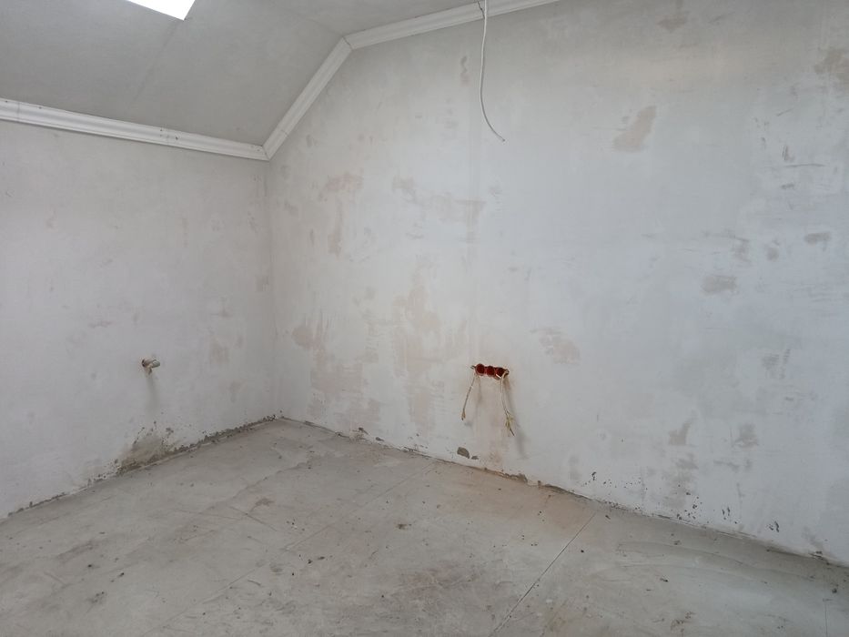 Продаж Новий будинок 2 поверхи + гараж