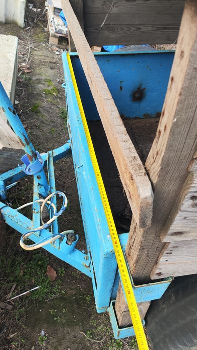 Причеп автомобільний