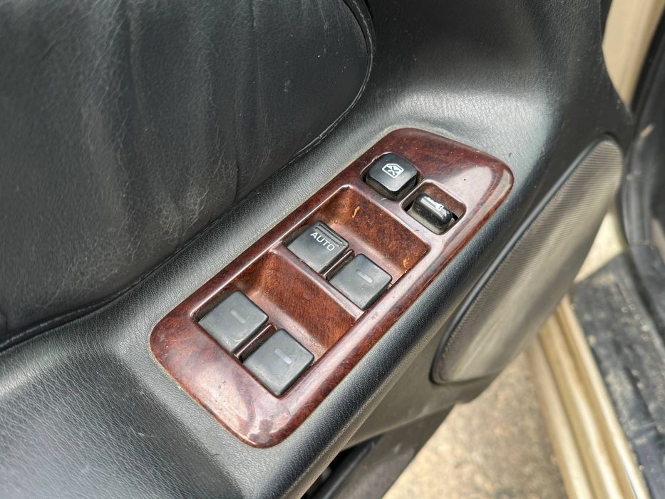 Nissan maxima 32