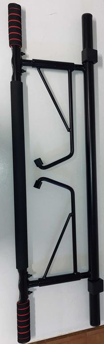 Pull Up Bar (com encaixe em portas)