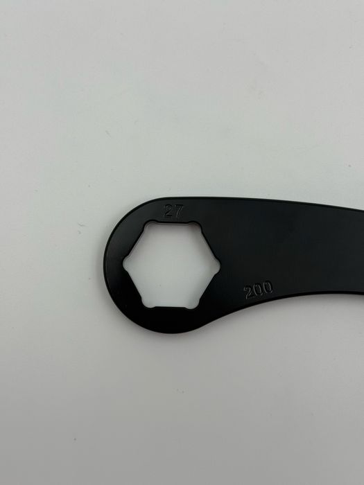 Ключ для відкручування переднього/заднього колеса мотоцикла