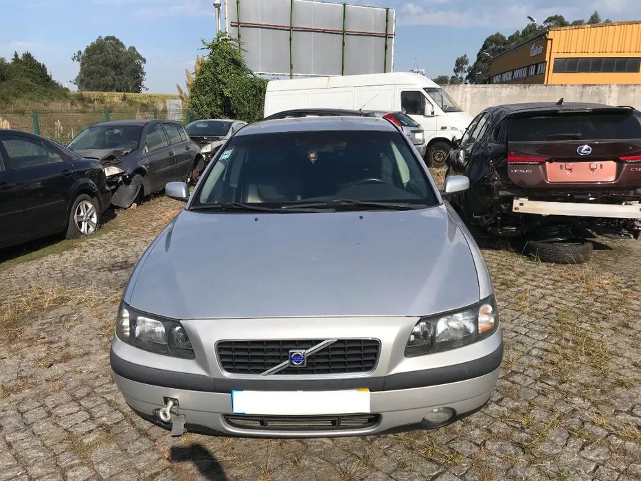 Volvo S60 2.0T 180cv 2003  - Para Peças