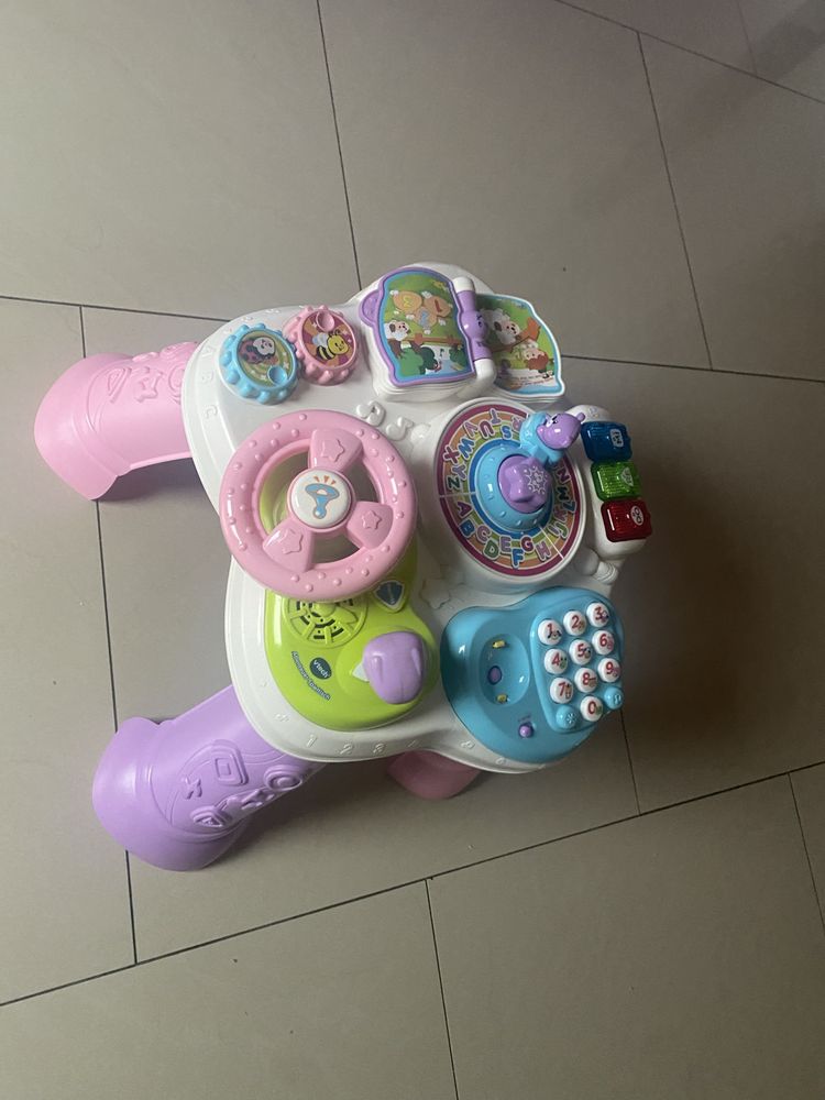 Stoliczek VTech edukacyjny interaktywny dla niemowlaka