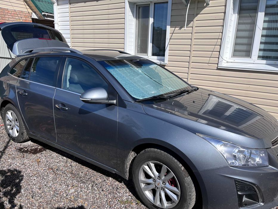 Chevrolet cruze j300 2014
