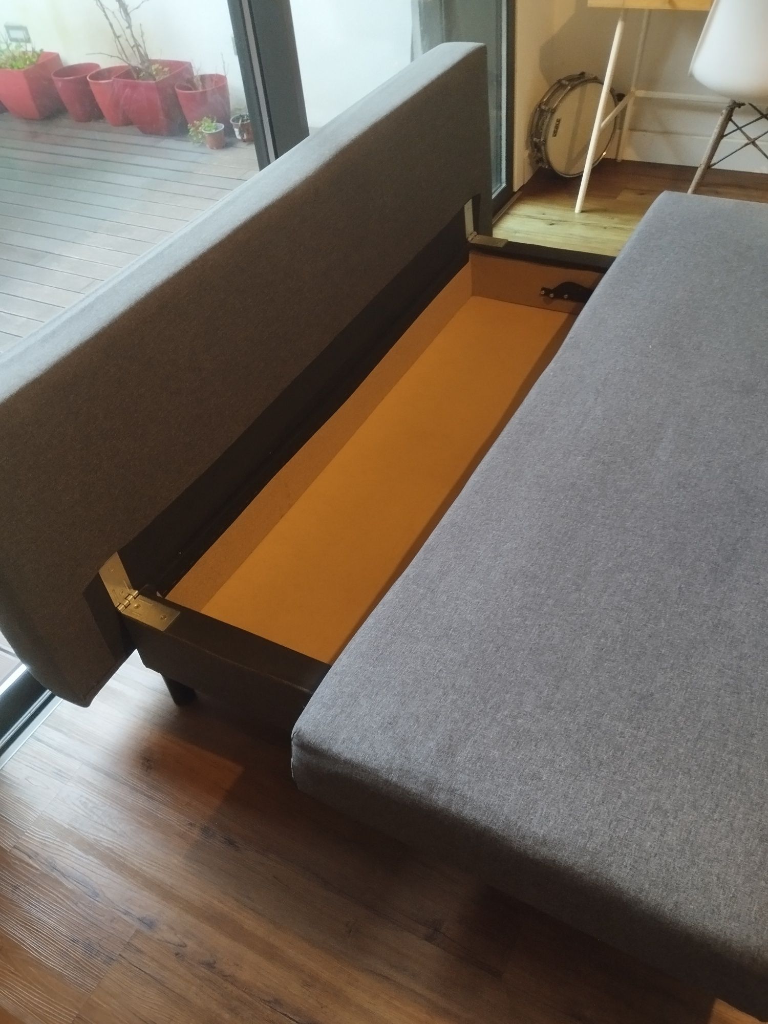 Sofá-cama cinzento
