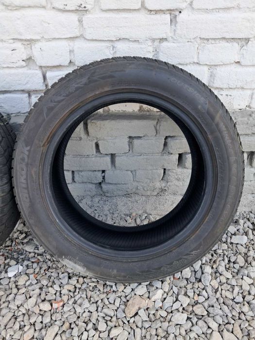 Шини зимові Hankook 215 55 R17