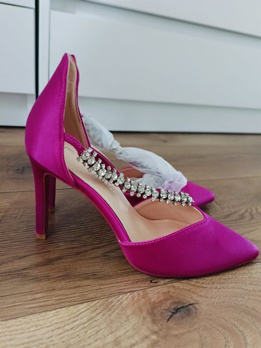 Nowe buty fuksja r 38