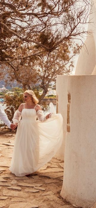 Suknia ślubna 38-42 wyprana chemicznie