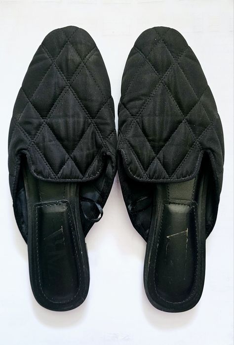Klapki czarne pikowane Zara mule rozmiar 37
