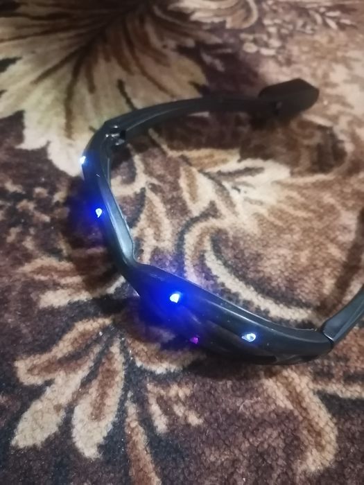 Очки мигающиє диджея