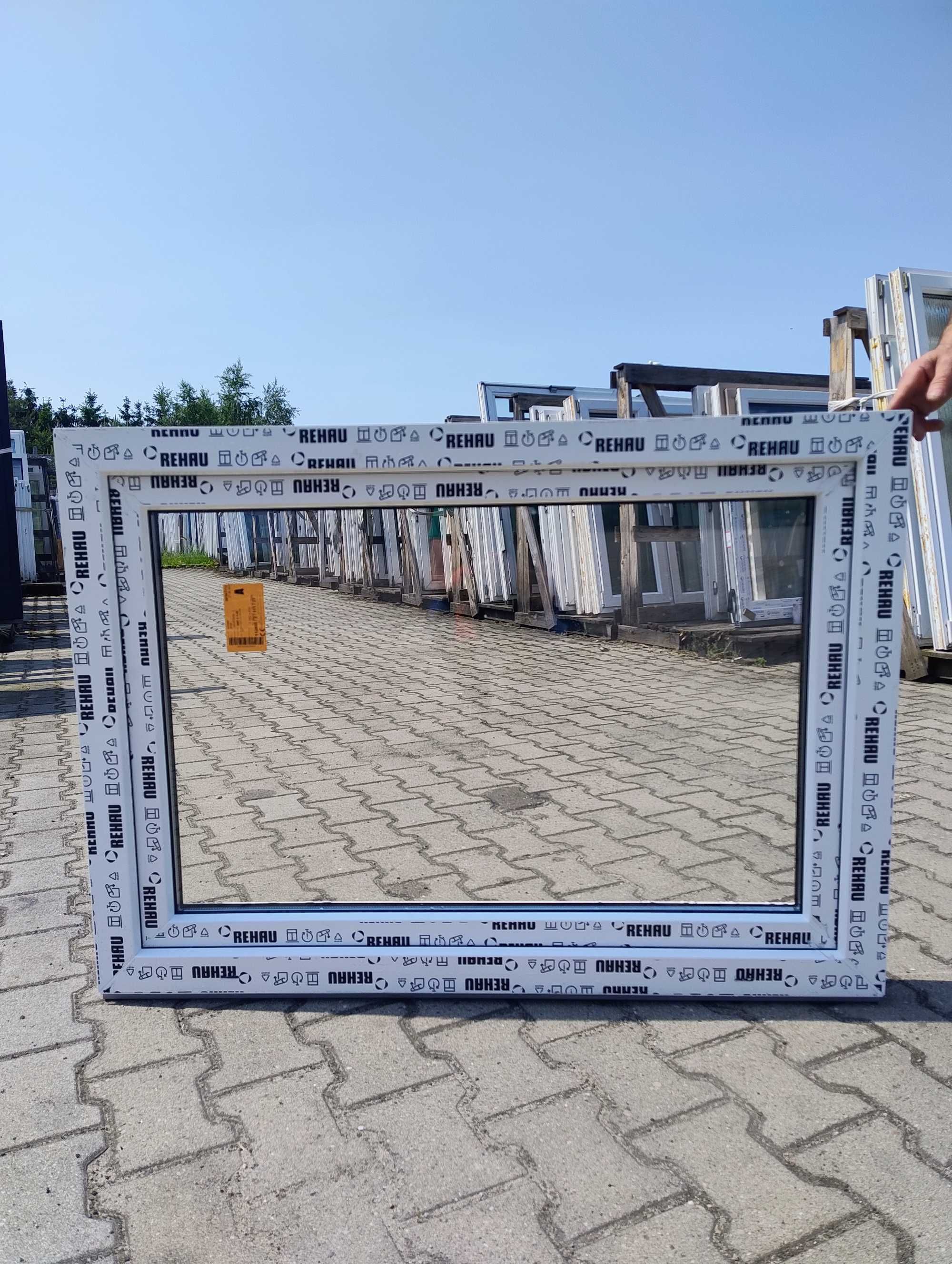 Okna nowe Rehau Smartline 116x83 RU białe
