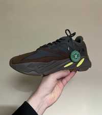 Yeezy boost 700 tamanho 42 usadas 2/3x