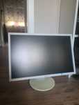 NEC EA223WM 22" monitor do komputera