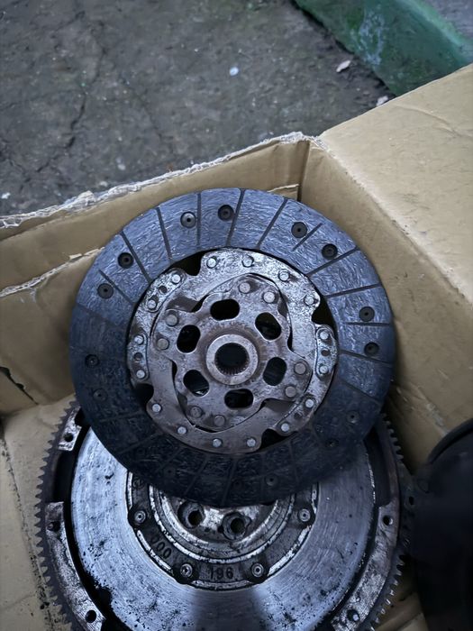 Комплект двох масового щеплення Volkswagen Golf VI