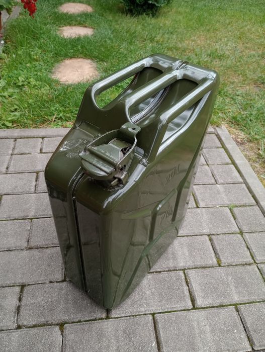 Kanister metalowy 20 litrów z 1987 roku