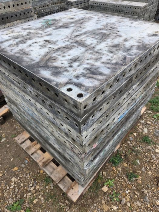 używane lekkie szalunki ścienne fundamentowe słupowe TEKKO / MINIBOX