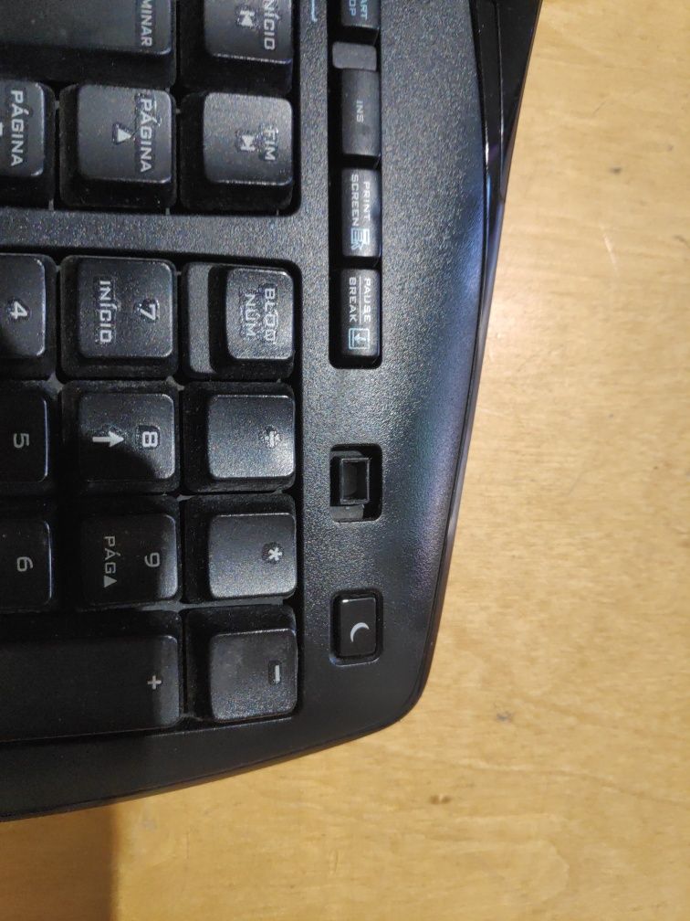 Logitech MX 3200 teclado e rato sem fios