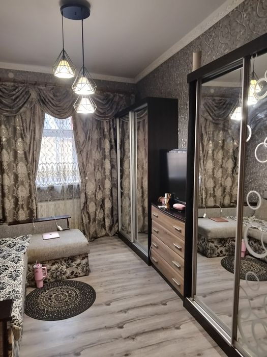 Продаж будинку в центрі міста