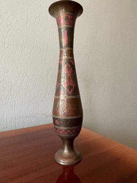 Ваза декор латунь Індія ручна чеканка