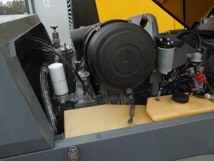 Sprężarka / Kompresor Atlas Copco XAS137  po serwisie