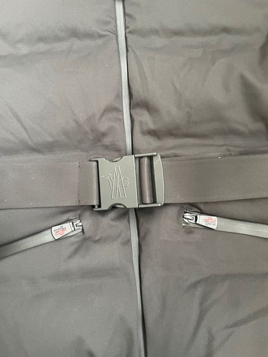 Лижний костюм moncler розмір 2