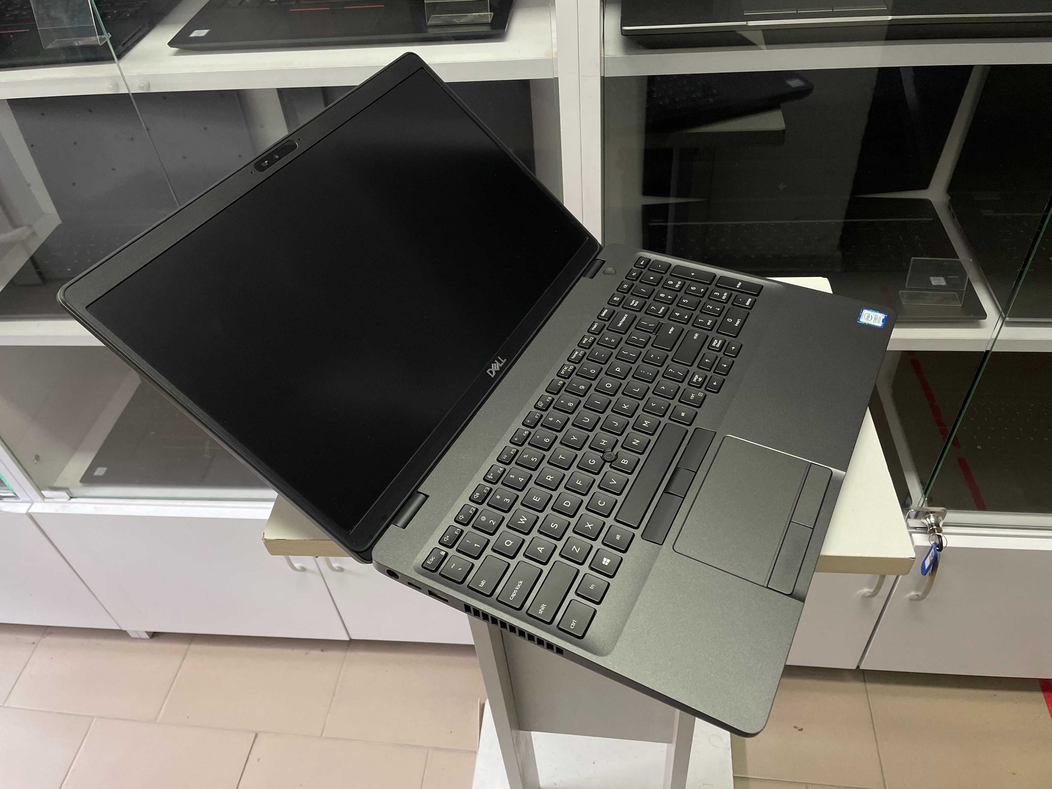 Ноутбук Dell Latitude 5500 [i7-Quad] [FULL IPS] R16 [SSD] на Куліша 22