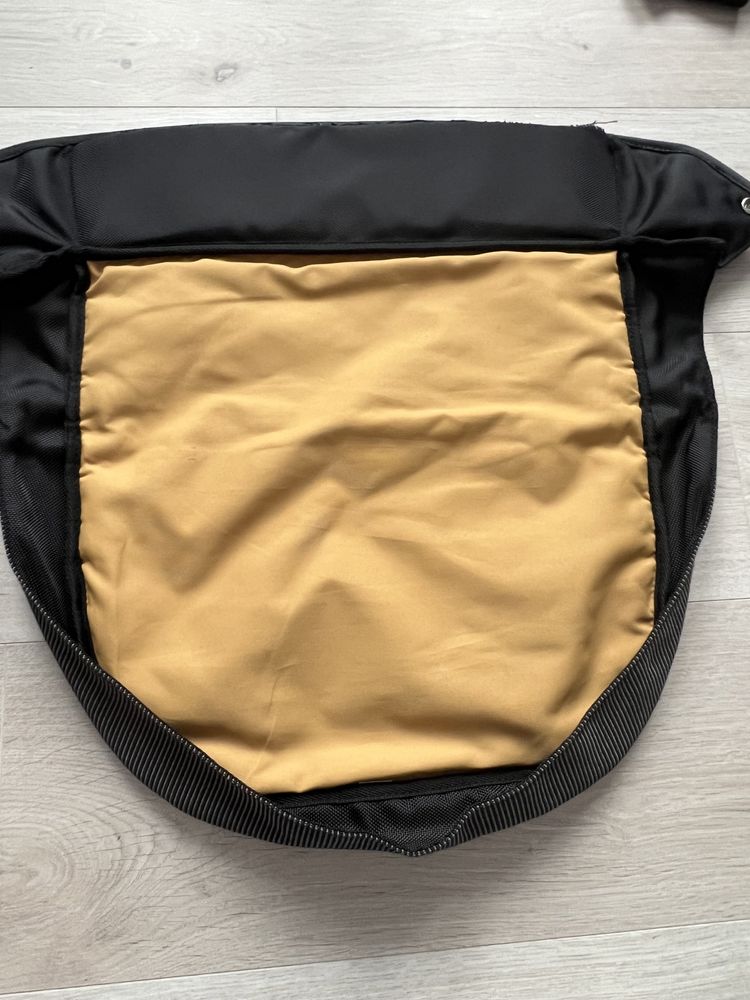 Mutsy 4rider, pokrowiec do gondoli części  carrycot apron parts (m5)