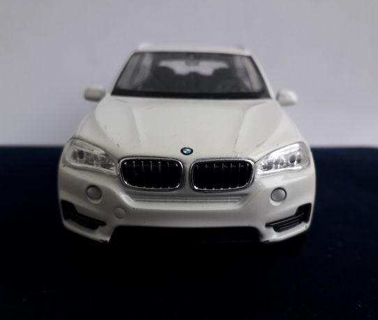 Модель авто BMW X5