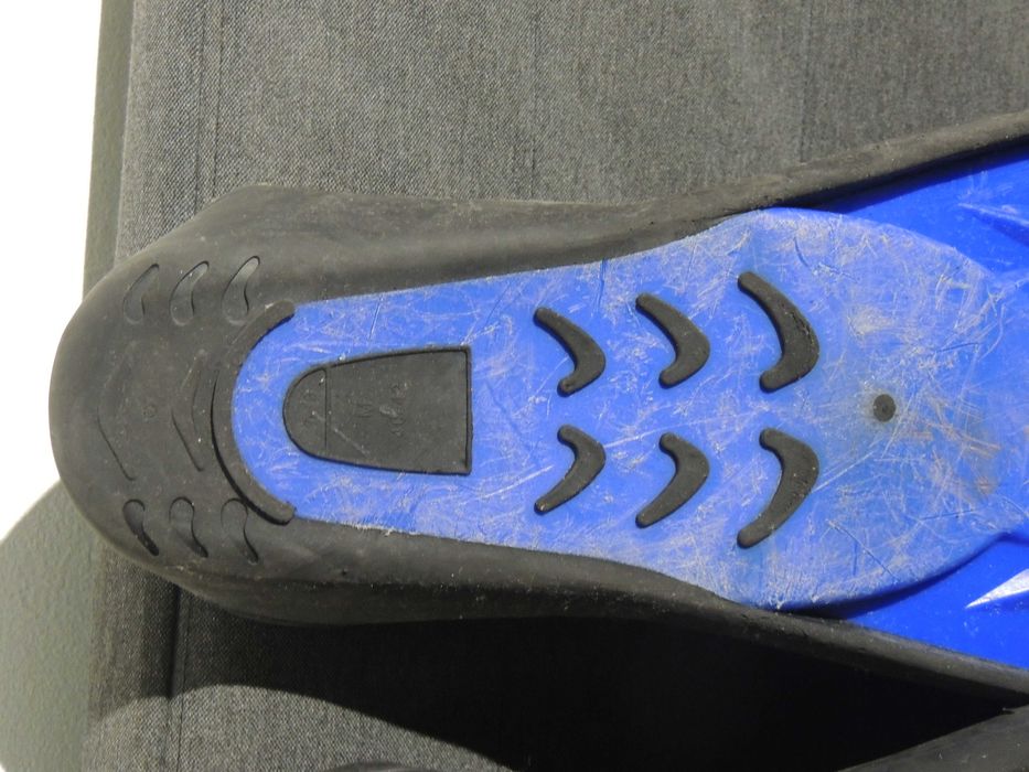 Pe de pato nadadeiras