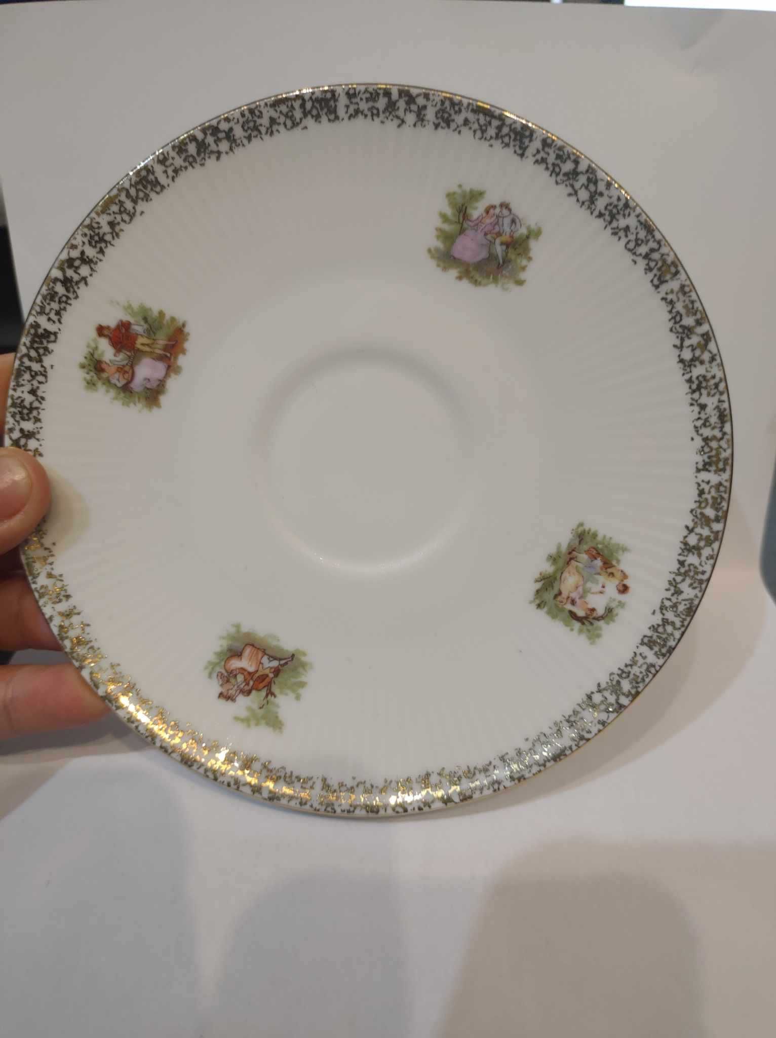 Porcelana filiżanka kubek z talerzykiem polska produkcja Wałbrzych