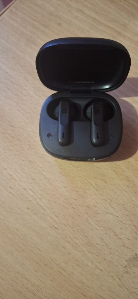 Продам навушники JBL wave flex