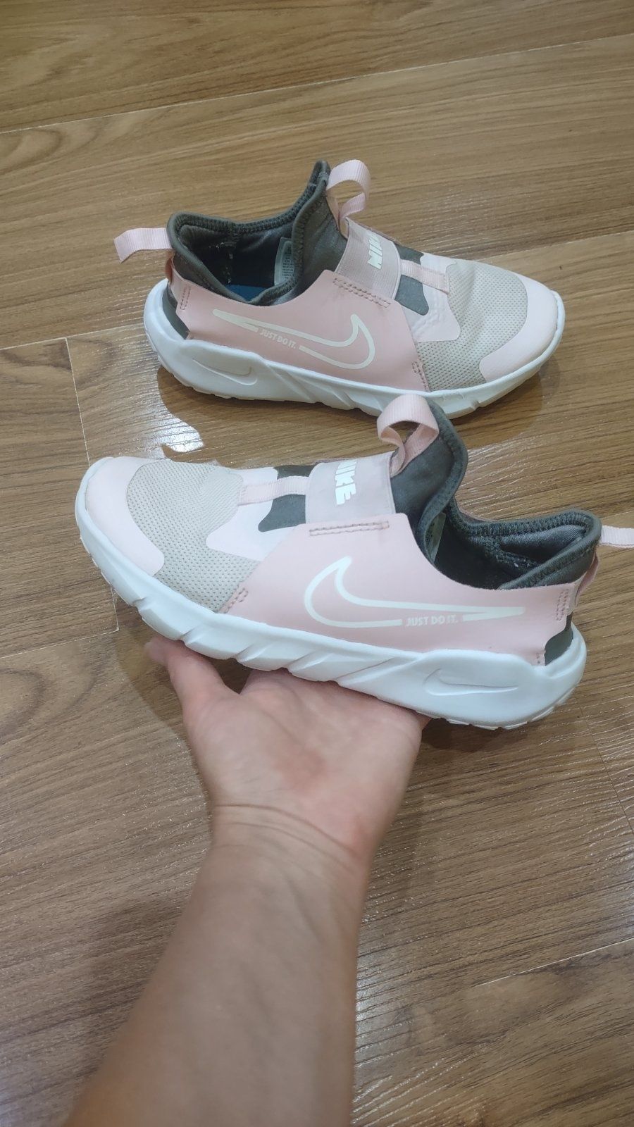 Взуття Кросівки Nike 34 р