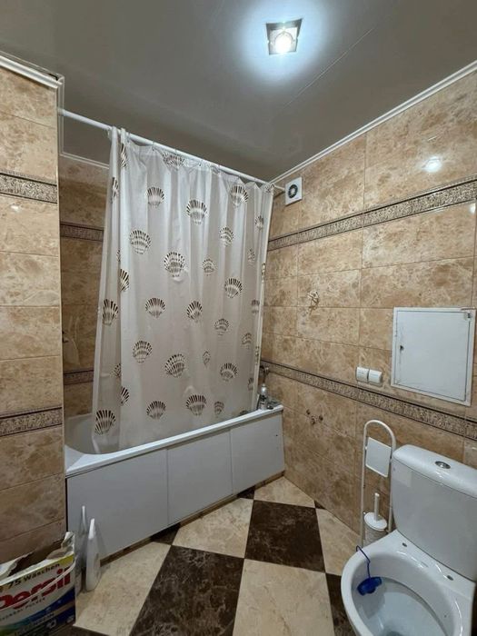 Продаж 3-х кім по Шевченка район ринку