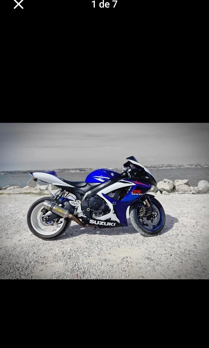 GSXR 750 como nova