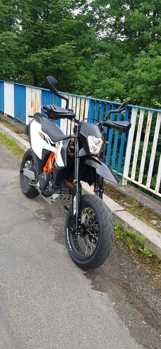 Ktm 690 smc  R  2020r